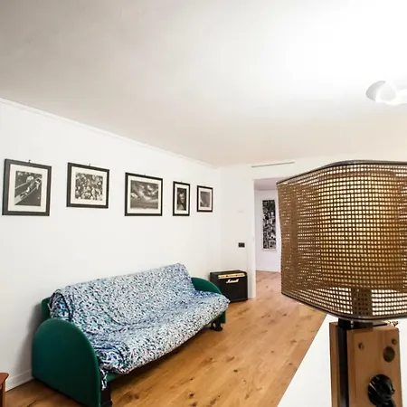 La casa inclinata-3